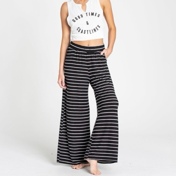 Billabong Saturday City Wide Leg Sweatpant Black Striped Fleece Knit Loungewear - Picture 1 of 9